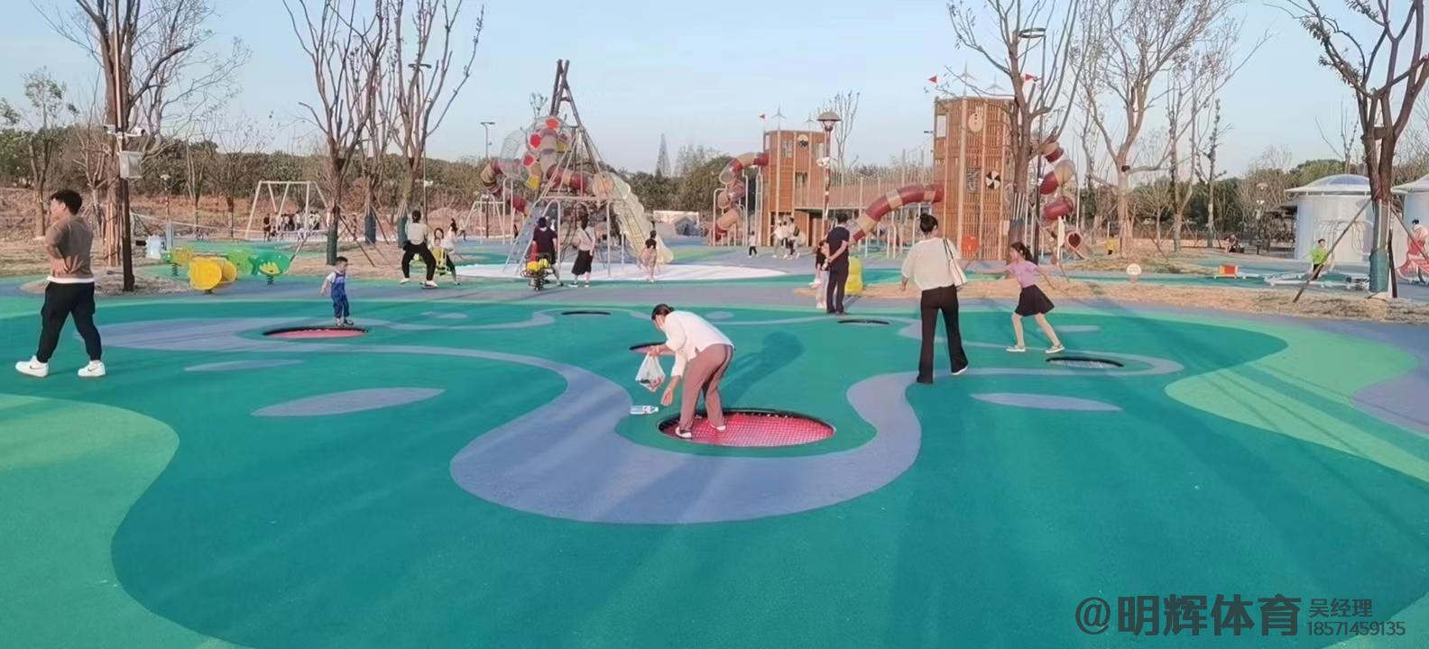 林芝公园跑道是用什么材料做成的